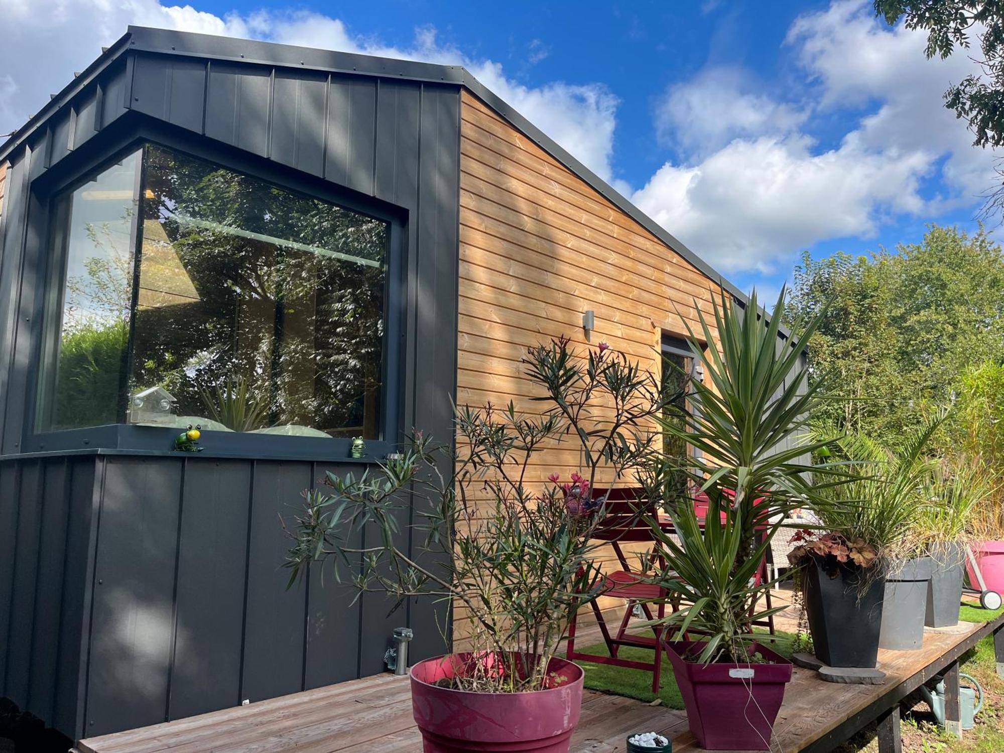 Tiny House Independante Tout Confort Et Tout Equipee Calme Et Intimee Assuree Morhange Exterior foto